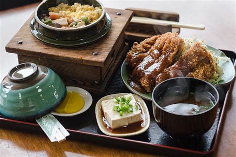 お食事処 楽 昭和店 メニュー ～時を超えた味覚の旅～