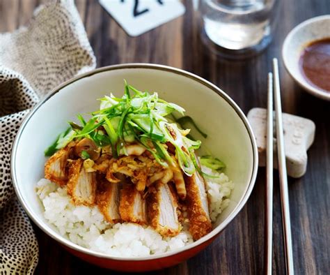 豚ひき肉 そぼろ丼：日本の食文化における多様性と創造性