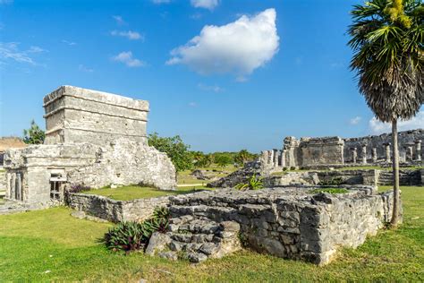 Tulum Vuoden 650 Toisen Auringonnousun Kuninkaan Kuolema Tekee Tie Veteen & Yhdistää Maya-Jumalat Ihmisiin